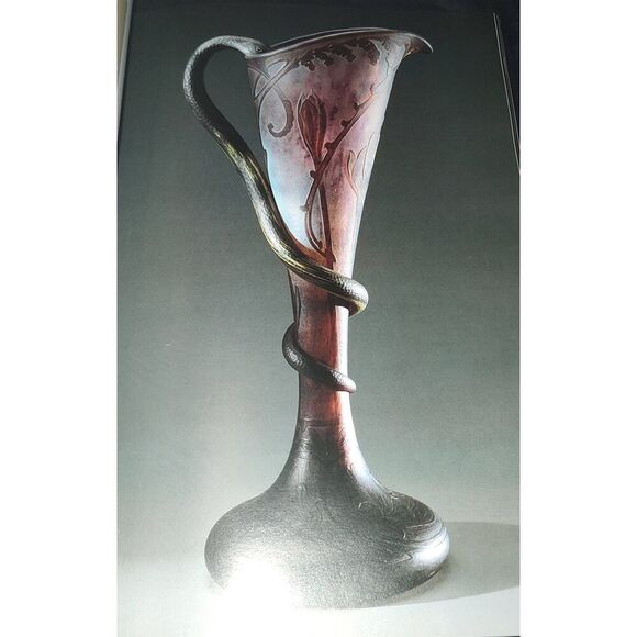 DAUM: MASTERS OF FRENCH DECORATIVE GLASS By Clotilde Bacri  Hardcover dust jacke - Picture 12 of 12